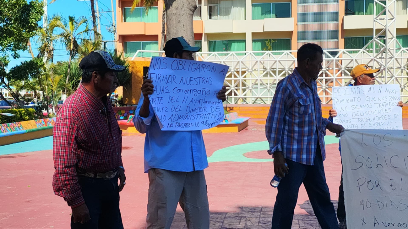 Además, critican el trato recibido Además, critican el trato recibido