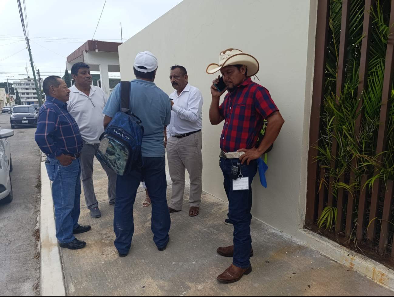Campesinos de la CNC dan seguimiento al tema del cierre del Tribunal Unitario