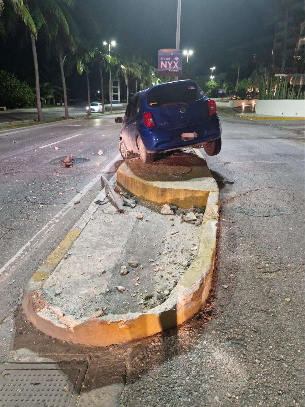 Debido al fuerte impacto, se registraron daños materiales Debido al fuerte impacto, se registraron daños materiales