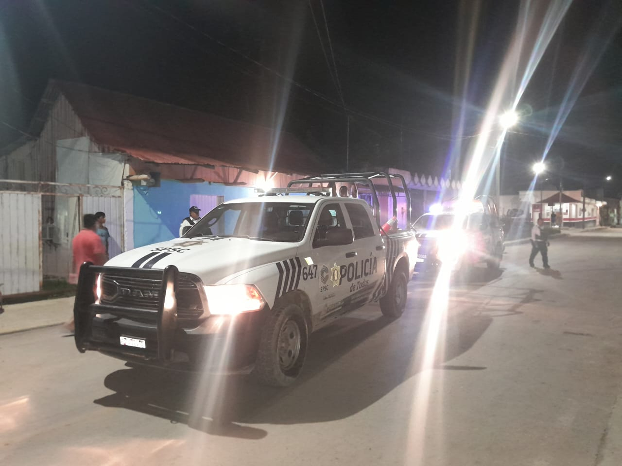 Dos niños alertaron sobre la presencia de los delincuentes, lo que llevó a la intervención de las autoridades Dos niños alertaron sobre la presencia de los delincuentes, lo que llevó a la intervención de las autoridades