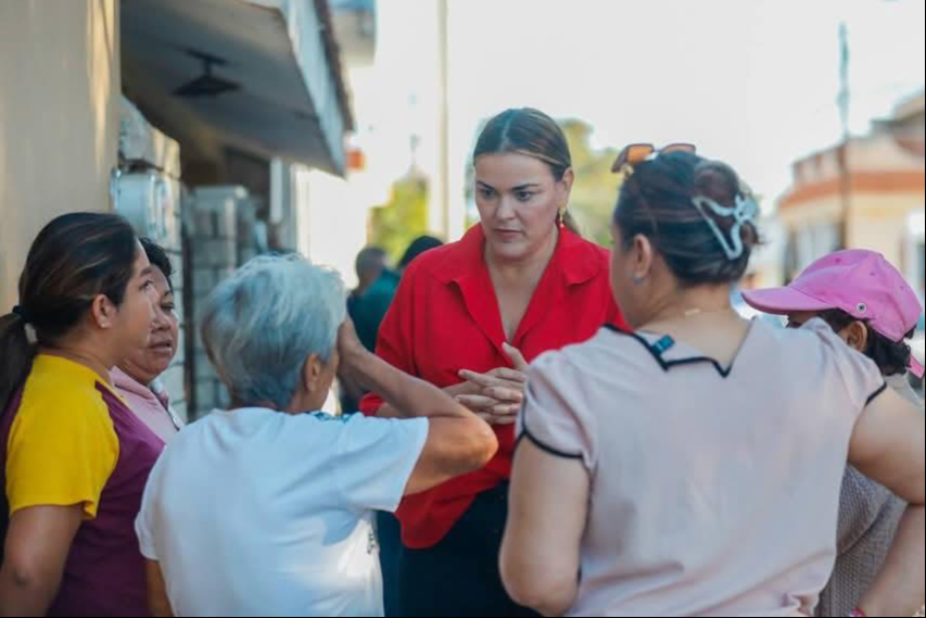 La alcaldesa de Mérida, Cecilia Patrón, encabezó el operativo La alcaldesa de Mérida, Cecilia Patrón, encabezó el operativo