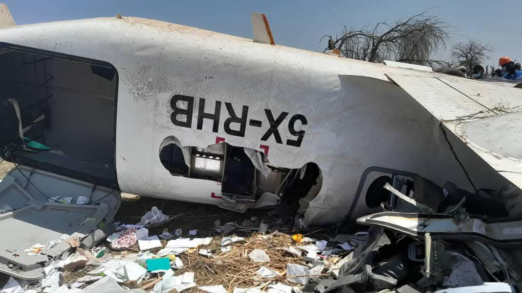 Avión se desplomó cerca de campos petrolíferos Avión se desplomó cerca de campos petrolíferos
