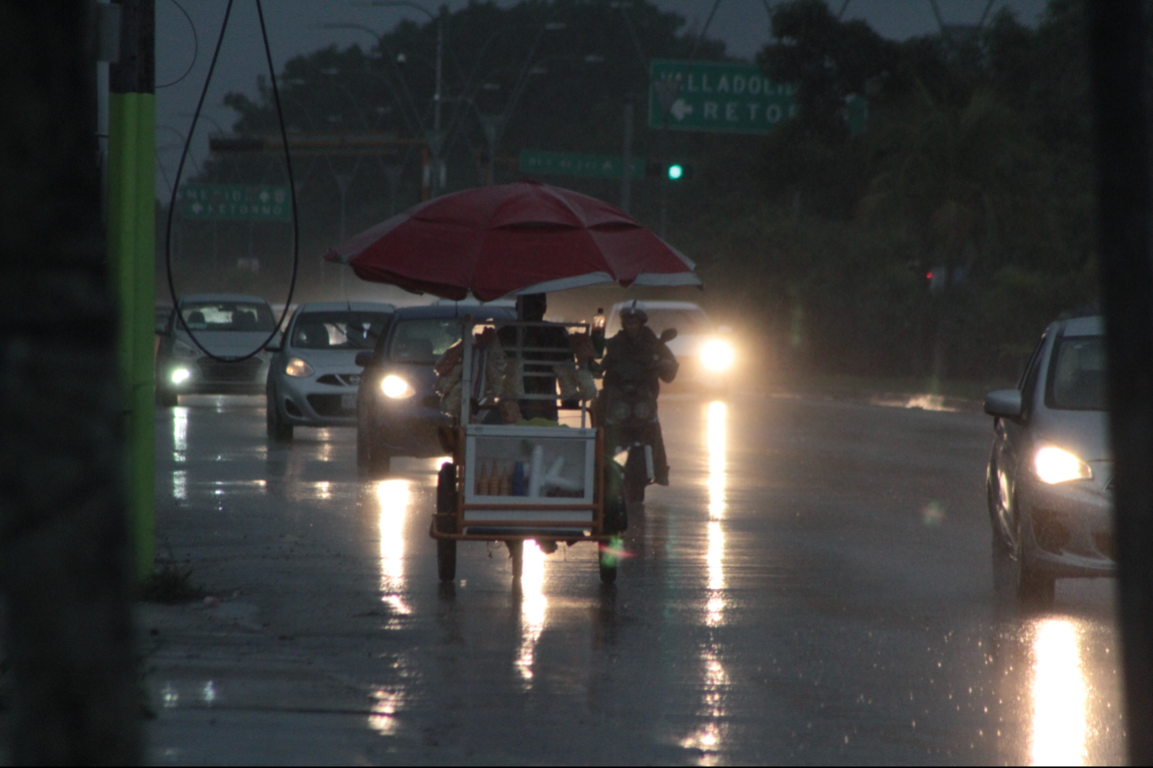 ¡Siguen las lluvias, no salgas sin paraguas! Así será el clima de Cancún hoy viernes 31 de enero
