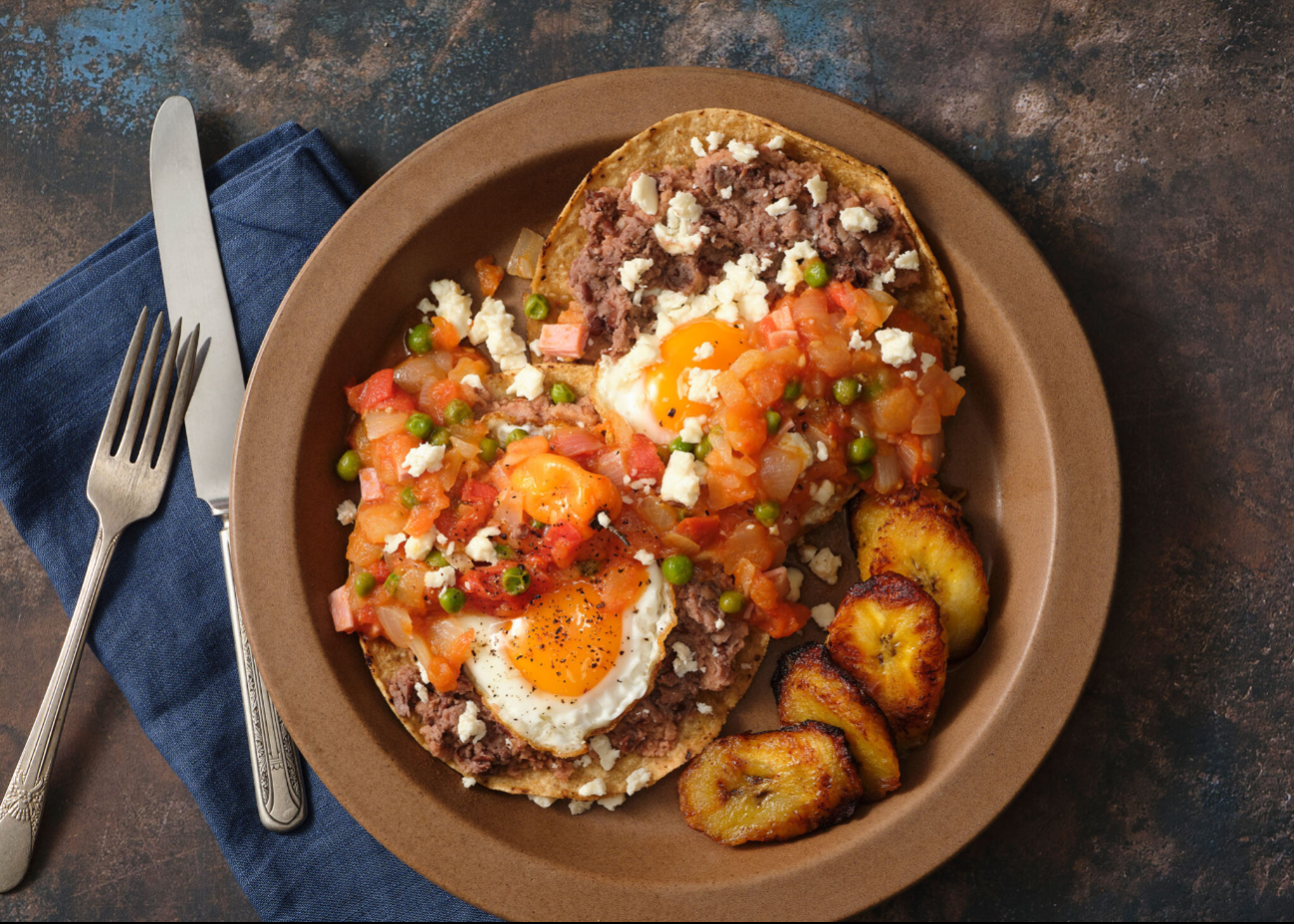 En el libro Lonely Planet Food, el platillo forma parte de las 100 mejores recetas del país. En el libro Lonely Planet Food, el platillo forma parte de las 100 mejores recetas del país.