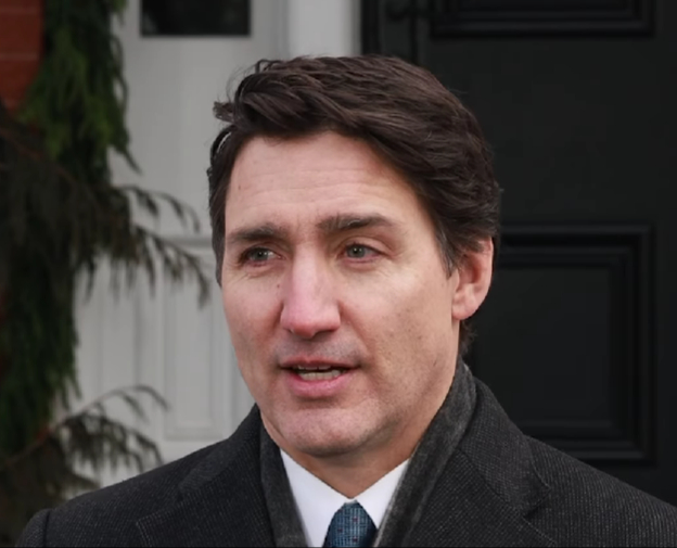 Trudeau afirma que Canadá responderá con fuerza a los aranceles de EU
