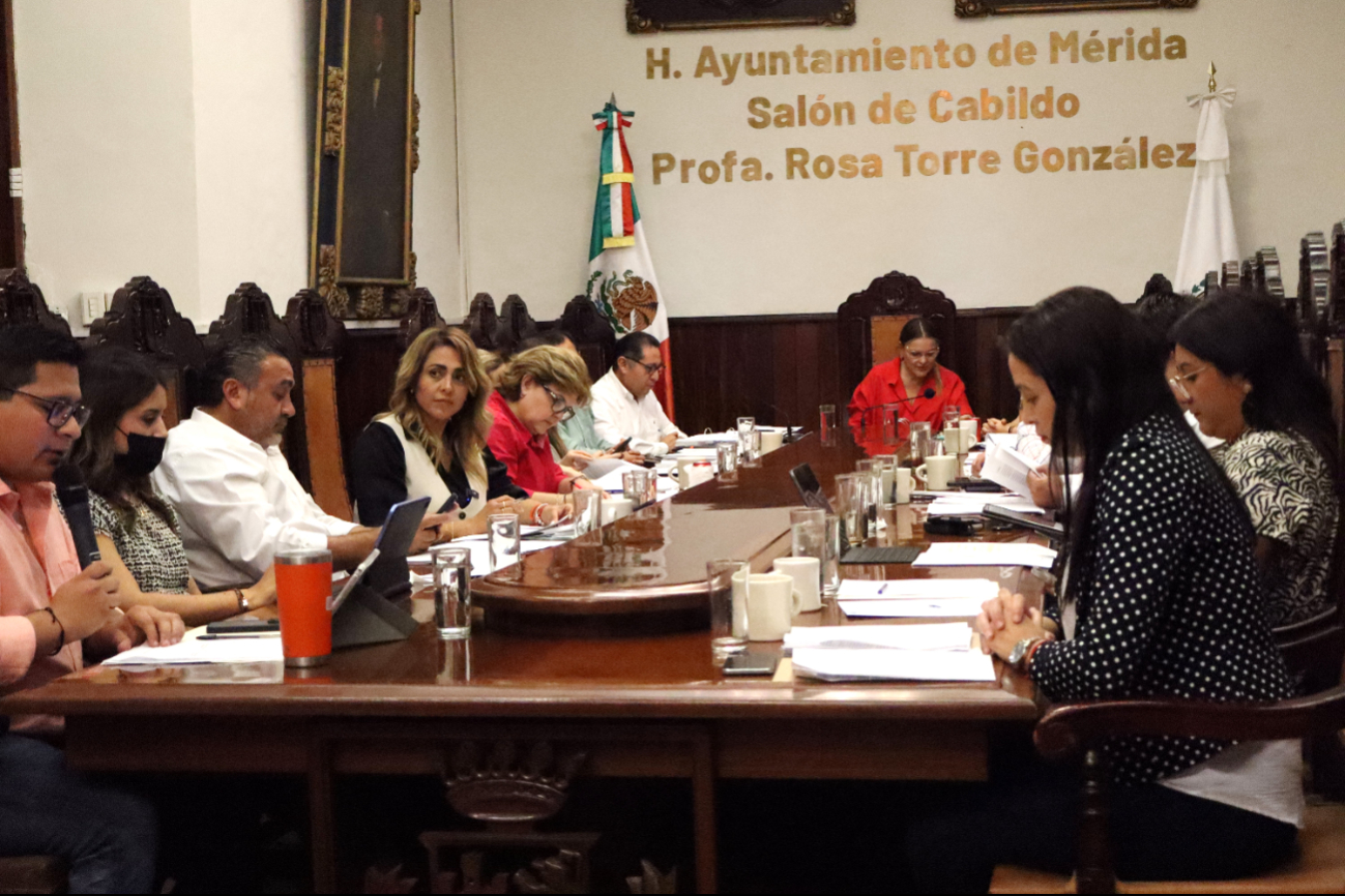 La Alcaldesa de Mérida destacó que estará al pendiente del tema de Santa María Chi
