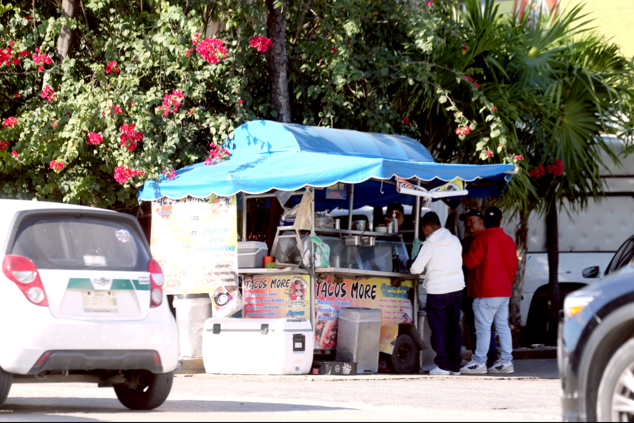 Seis de cada 10 negocios en Cancún son irregulares: Un golpe para el comercio formal