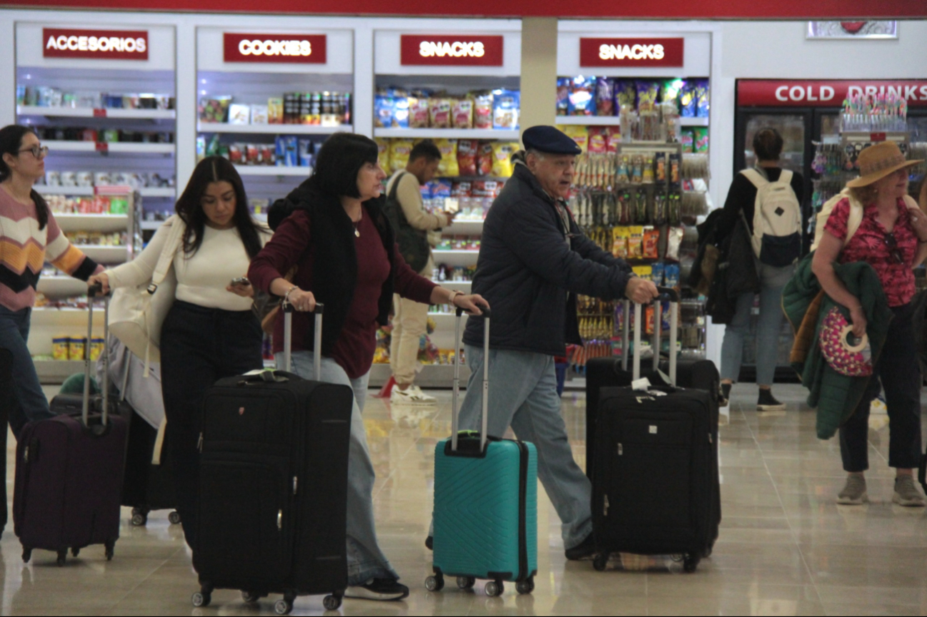 Entrevistados contaron sus experiencias en el aeropuerto Entrevistados contaron sus experiencias en el aeropuerto
