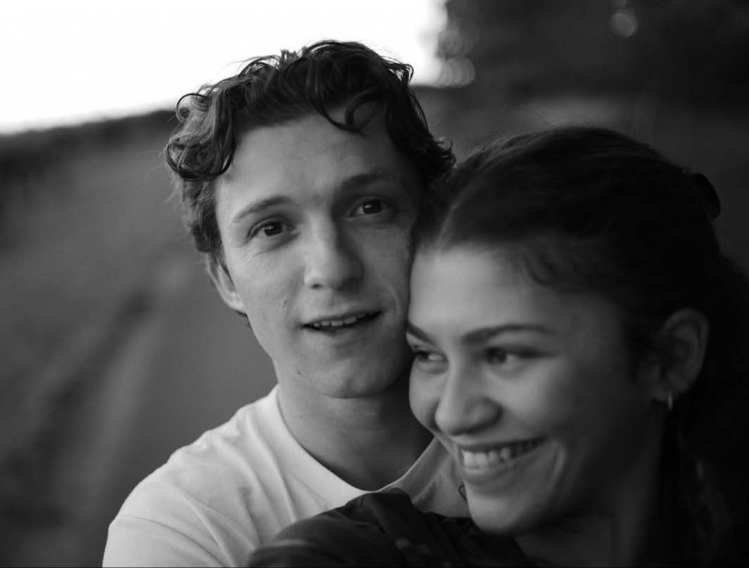 Zendaya está comprometida con Tom Holland, relució su anillo en los Golden Globes 2025. Zendaya está comprometida con Tom Holland, relució su anillo en los Golden Globes 2025.