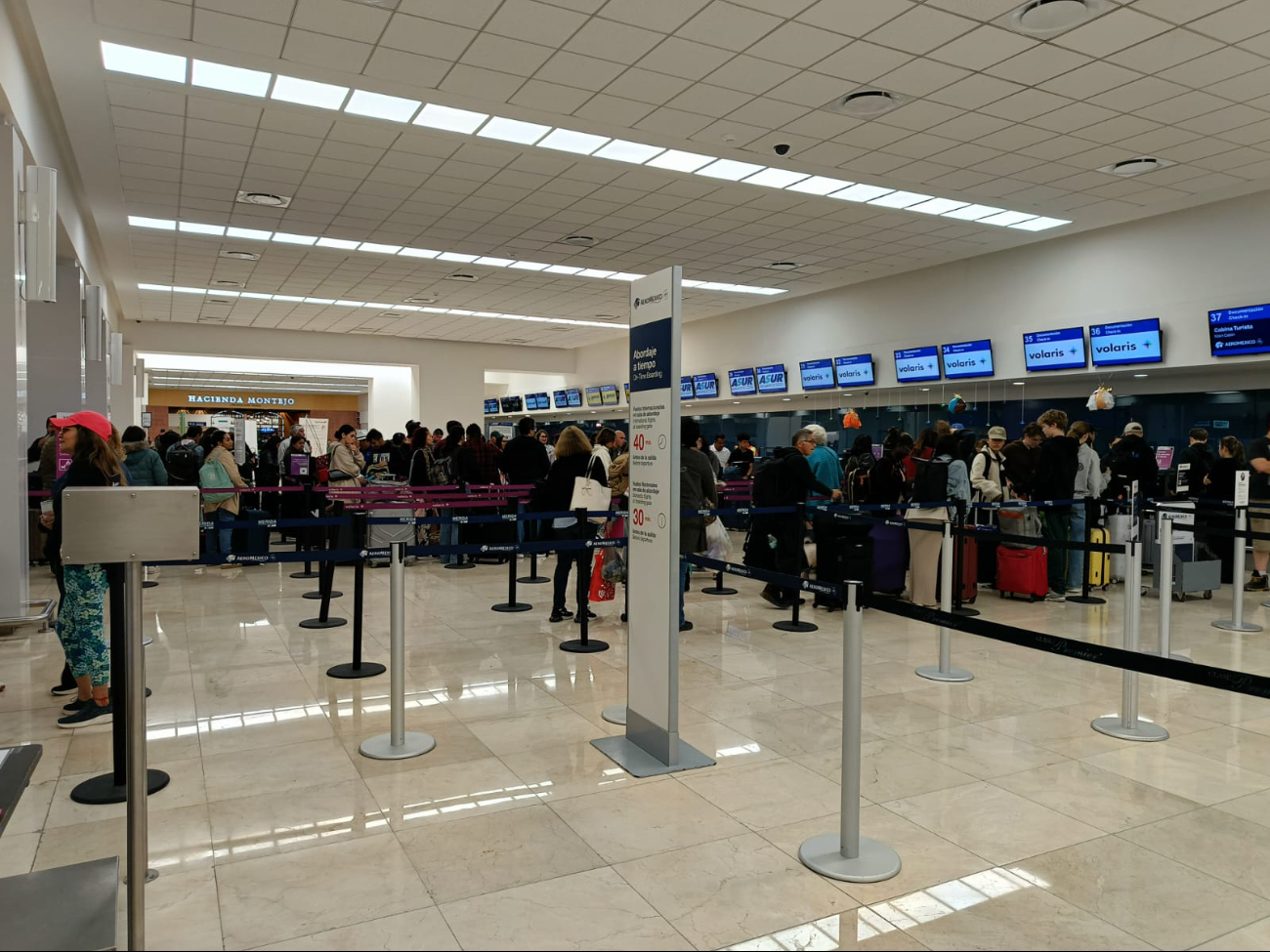 Aeropuerto de Mérida 8 de enero: Reporte de vuelos, horarios, salidas y retrasos hoy miércoles