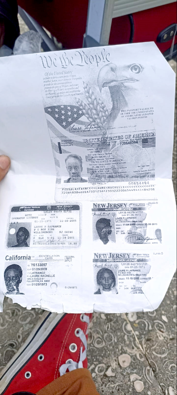 La extranjera dio a conocer que sus documentos originales le fueron arrebatados La extranjera dio a conocer que sus documentos originales le fueron arrebatados