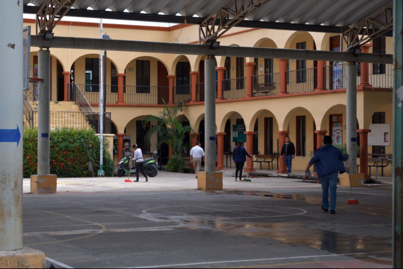 Los primeros en regresar serán 180 mil 643 niños y adolescentes de preescolar, primaria y secundaria Los primeros en regresar serán 180 mil 643 niños y adolescentes de preescolar, primaria y secundaria