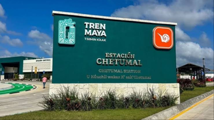 Se debe caminar para tomar transporte que no sea demasiado caro. Se debe caminar para tomar transporte que no sea demasiado caro.