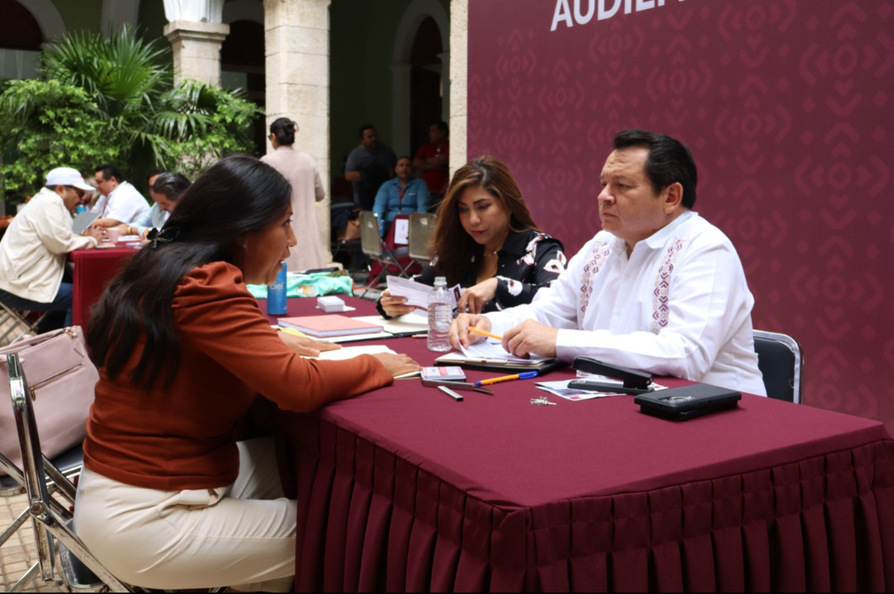 Serán decenas de yucatecos quienes serán atendidos por el Gobernador Serán decenas de yucatecos quienes serán atendidos por el Gobernador