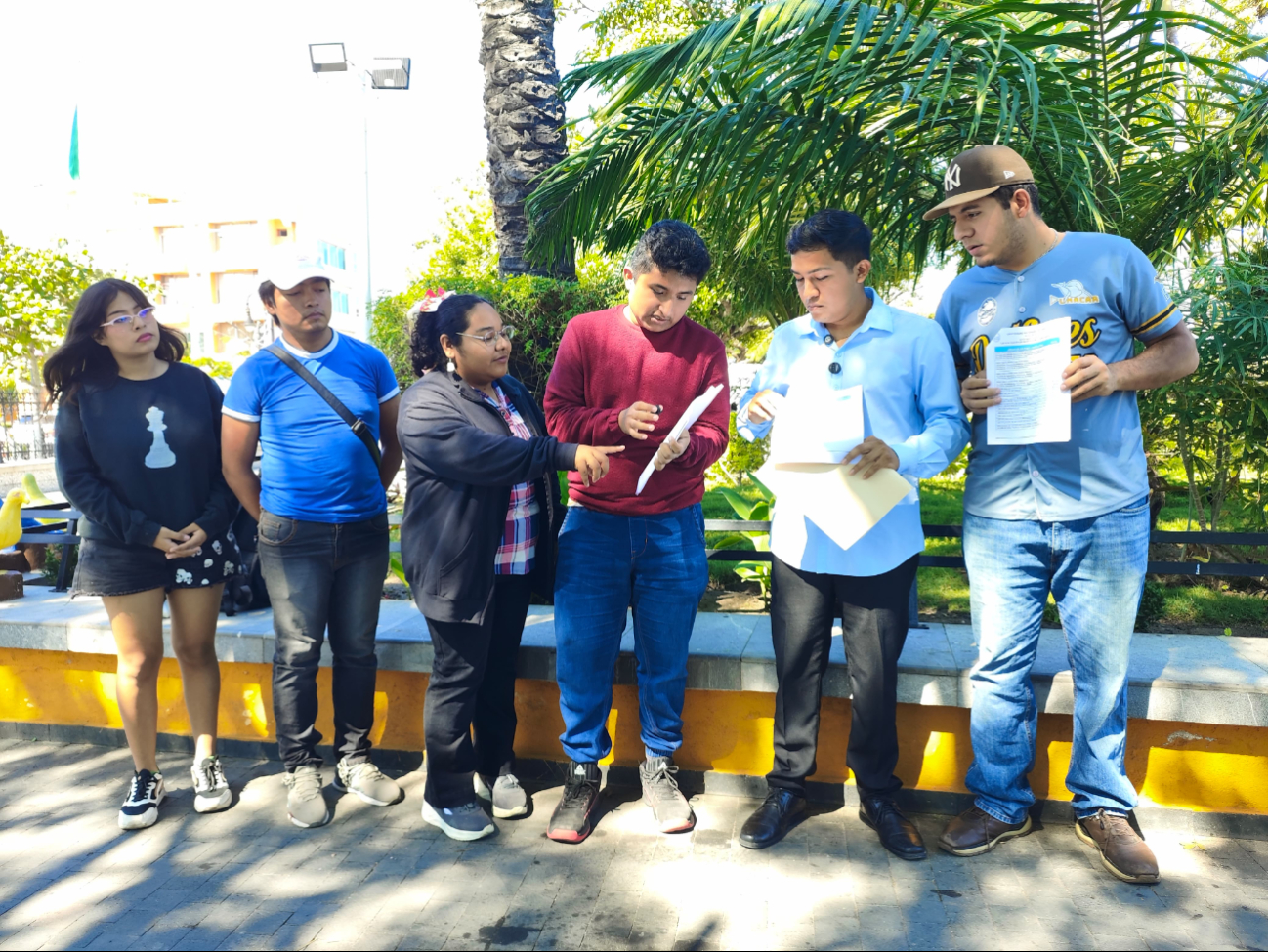 Convocan a una recolección de firmas el 13 de enero para entregarlas a la rectoría Convocan a una recolección de firmas el 13 de enero para entregarlas a la rectoría
