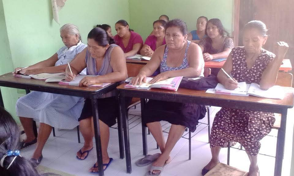El gobierno de Claudia Sheinbaum Pardo atenderá necesidades prioritarias para combatir la marginación, el racismo y la pobreza El gobierno de Claudia Sheinbaum Pardo atenderá necesidades prioritarias para combatir la marginación, el racismo y la pobreza