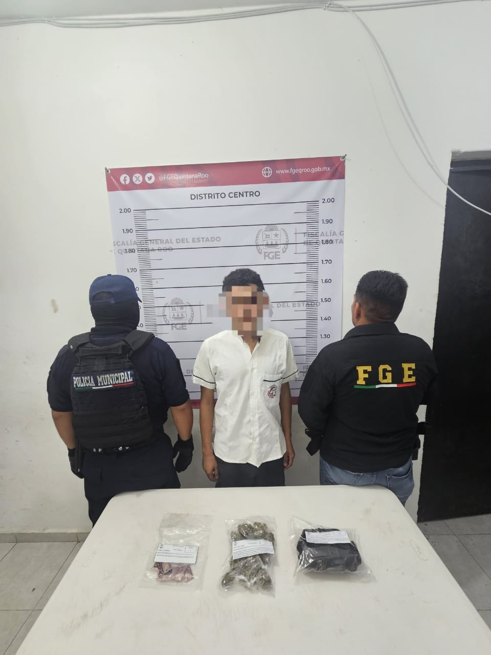 El detenido fue identificado como Edwin Germán N, de 28 años de edad
