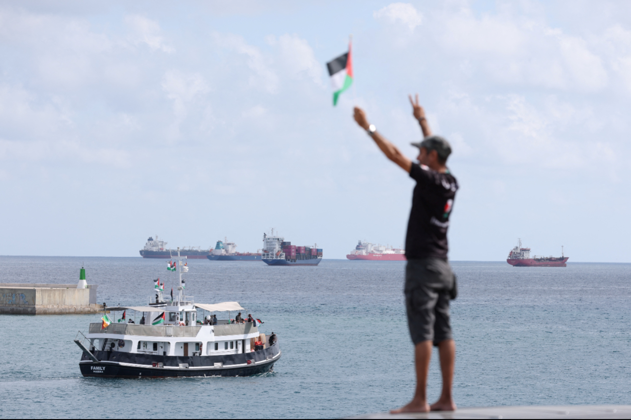 La Flotilla Global Sumud fue interceptada cerca de Gaza y obligada a llegar a Israel; hay siete mexicanos.