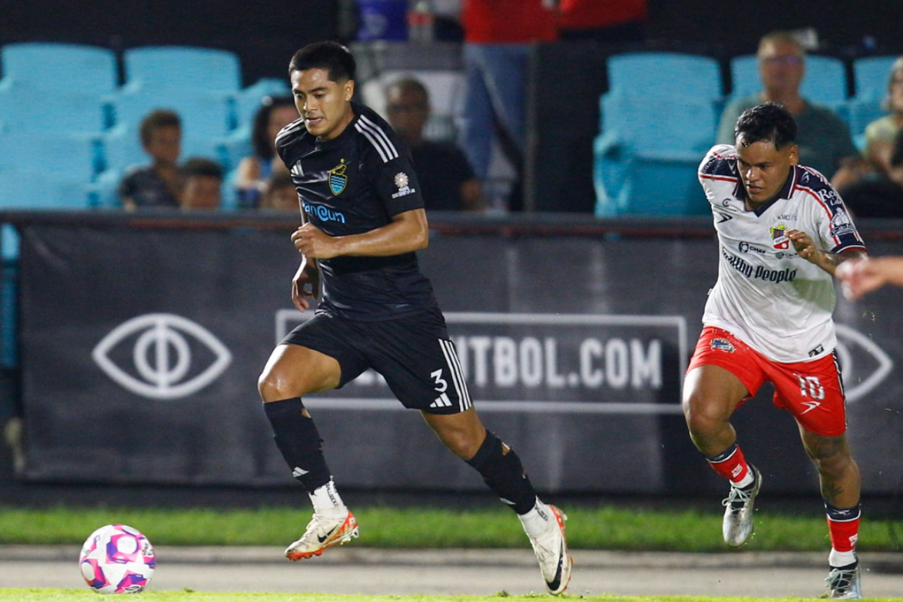 Jugadas del duelo en el Andrés Quintana Roo