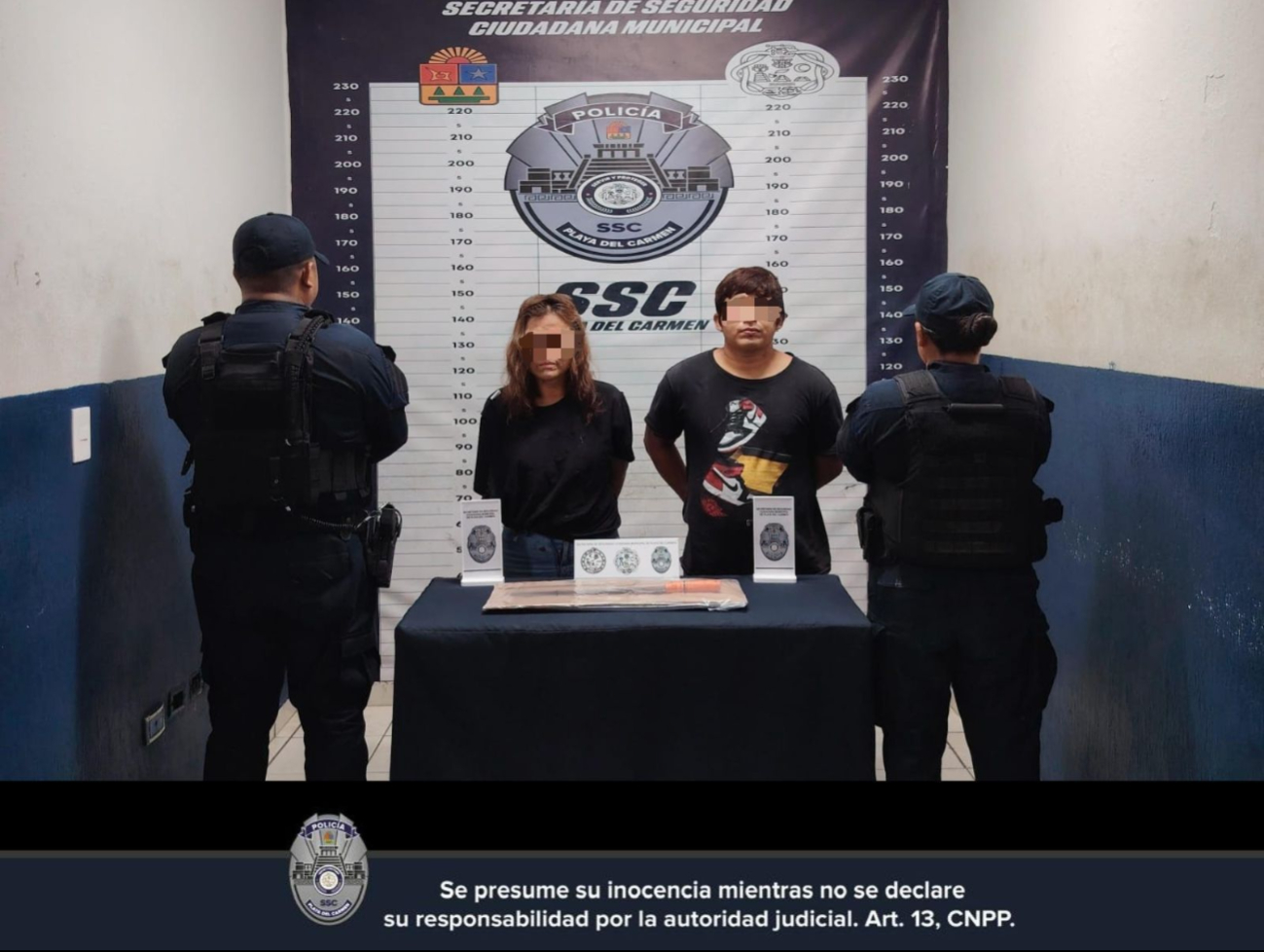 Los detenidos fueron identificados como Edwin Vicente N y Mariana N.