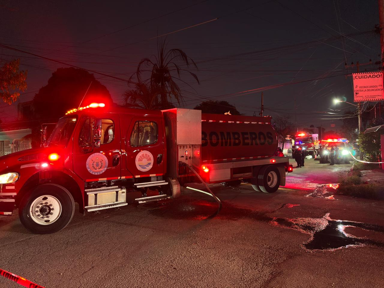 Autoridades acudieron a la supermanzana 233 de Cancún tras un reporte de incendio