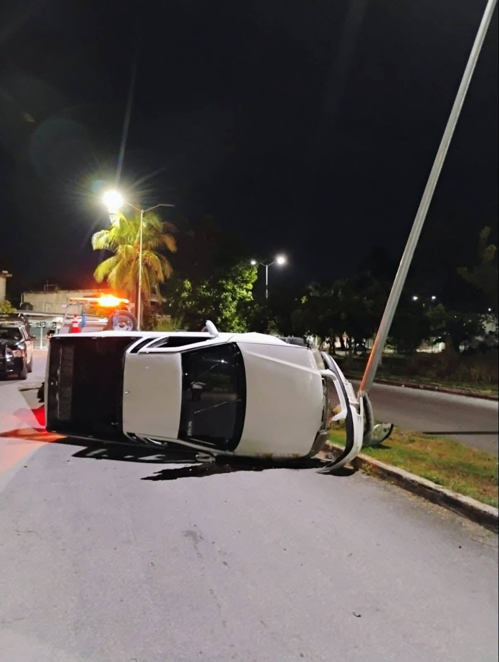 Conductor en estado de ebriedad protagoniza accidente vial en Chetumal