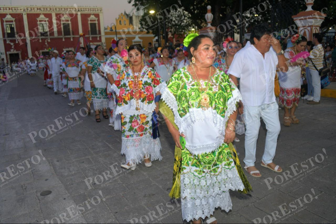 Más de cinco mil personas celebran la jarana en el corazón de Campeche