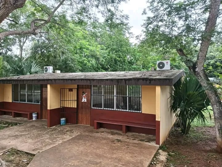 Padres de familia señalan uso inadecuado de recursos federales destinados a la Secundaria Técnica No. 6