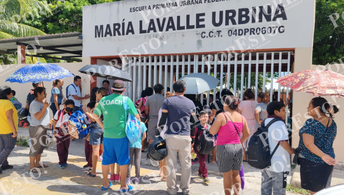 Alumnos de primaria en Samulá retomarán clases normales tras reparación eléctrica