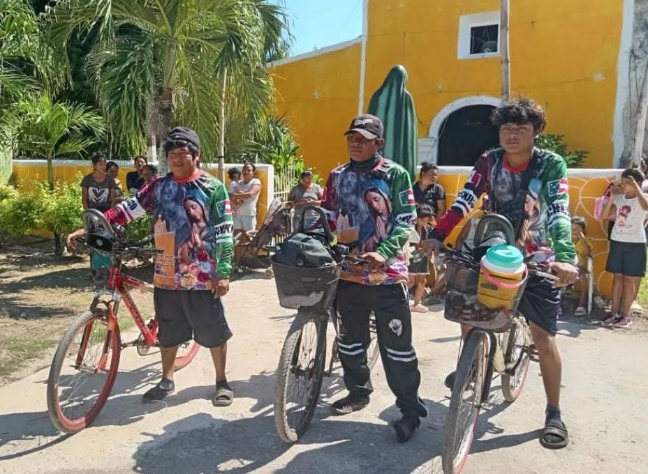 Tradición viva: los primeros caminantes de Nilchí ya van hacia Chalma Tradición viva: los primeros caminantes de Nilchí ya van hacia Chalma