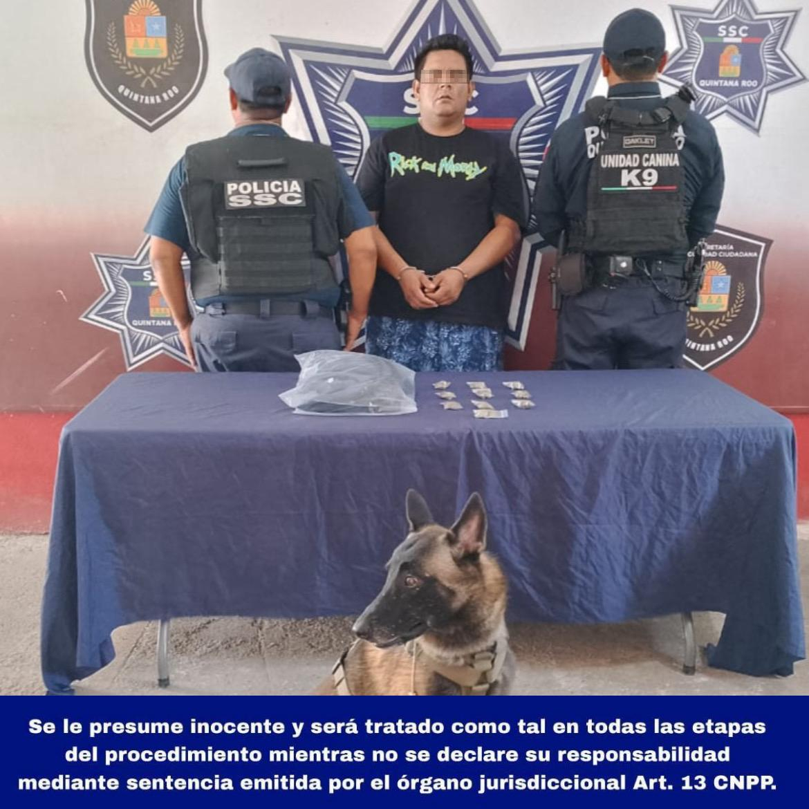 El detenido Fernando de Jesús “N”, le aseguraron una mochila con 10 dosis de marihuana El detenido Fernando de Jesús “N”, le aseguraron una mochila con 10 dosis de marihuana