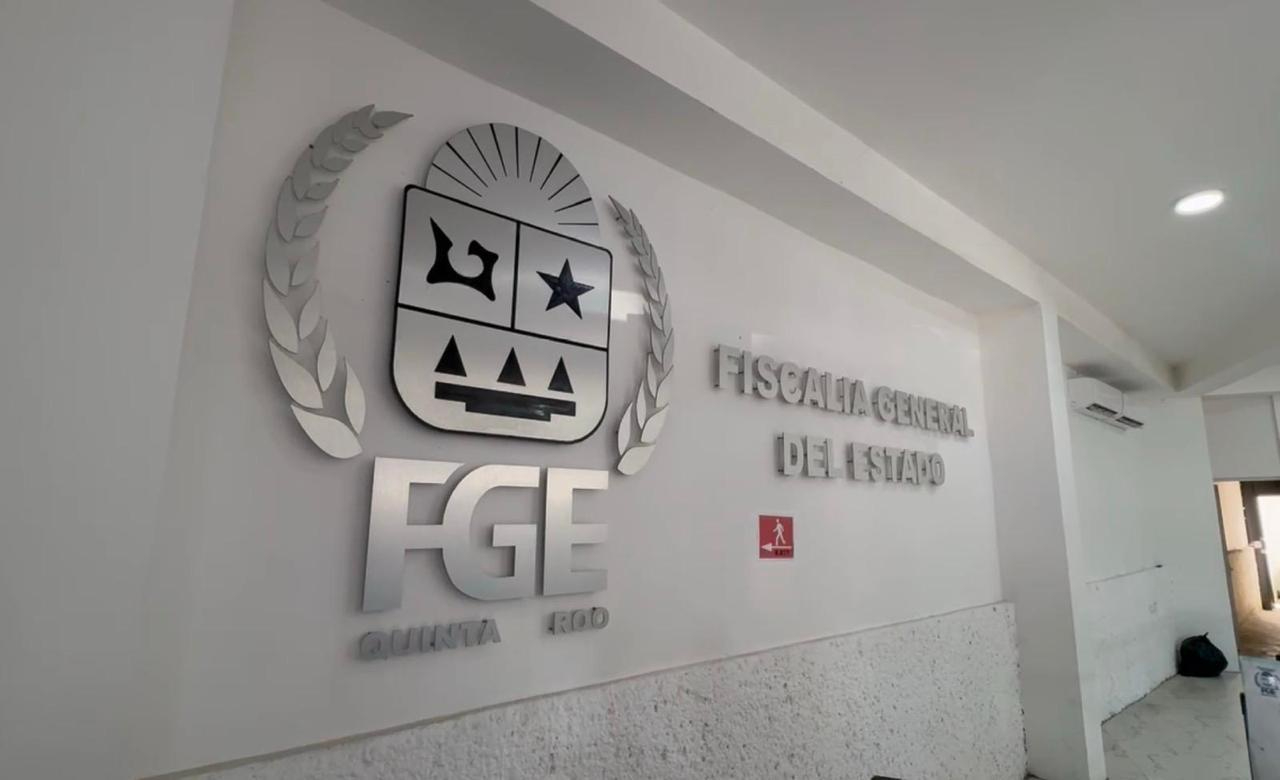 La mujer afectada acudió a la Fiscalía General del Estado de Quintana Roo. La mujer afectada acudió a la Fiscalía General del Estado de Quintana Roo.