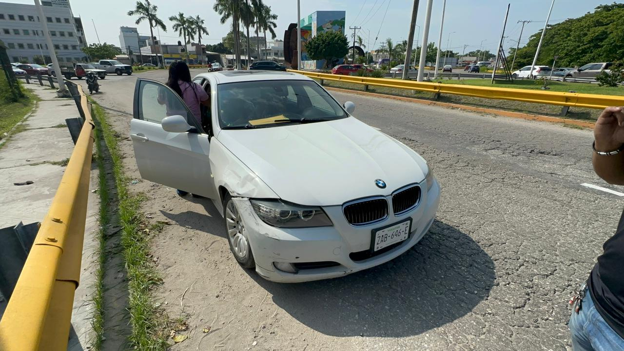 Accidente vial provoca caos vehicular en la avenida Isla de Tris; no se reportan lesionados