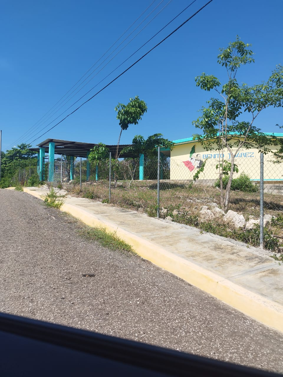 Los pobladores advierten que podrían bloquear la carretera federal si la CFE no atiende el problema este fin de semana.