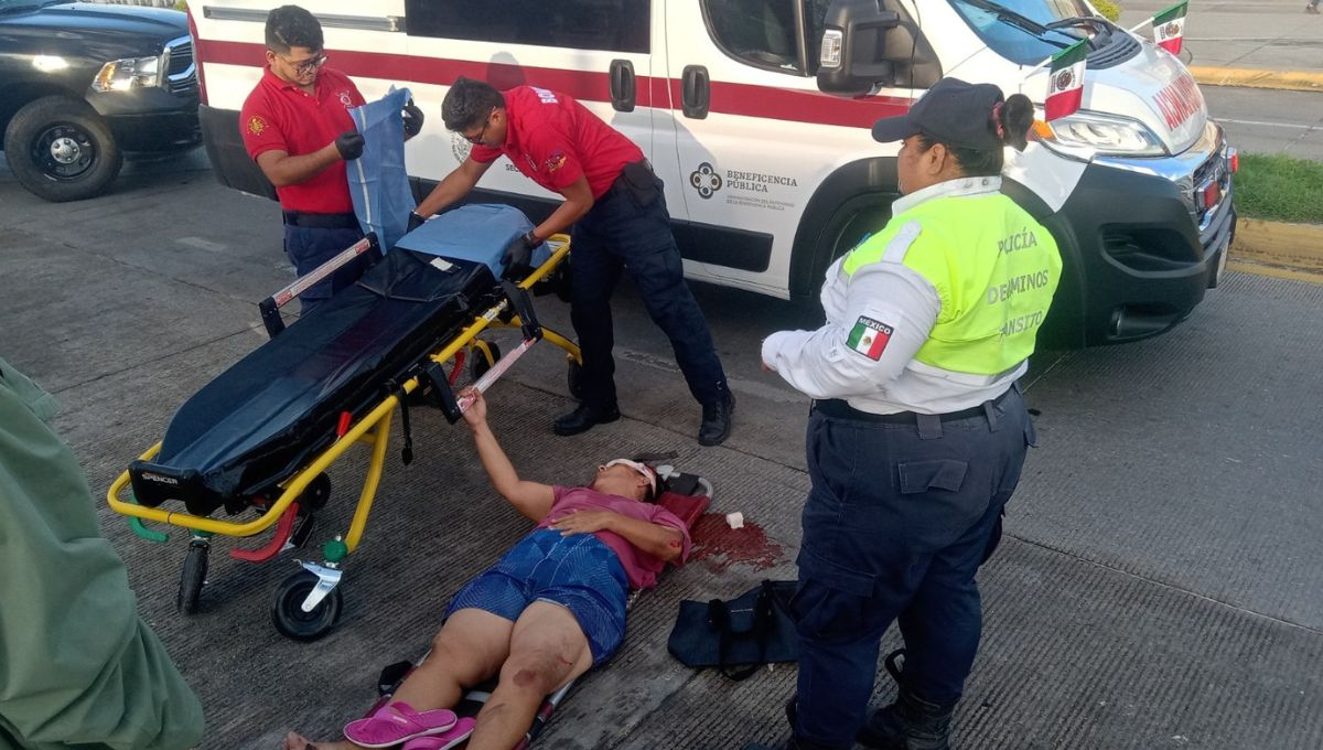 Mujer resulta herida tras ser atropellada en Chetumal Mujer resulta herida tras ser atropellada en Chetumal