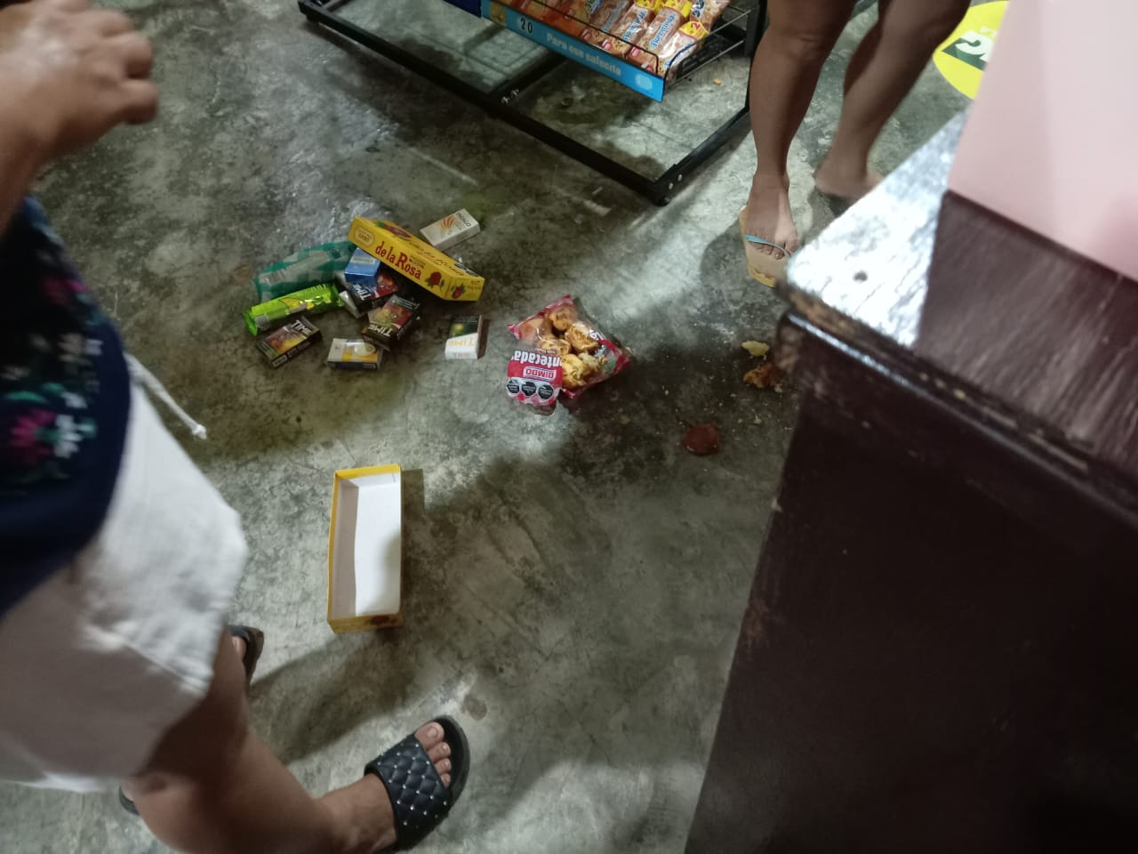 Vecinos llamaron a la policía municipal, pero recomendaron a la víctima presentar denuncia ante la Fiscalía.