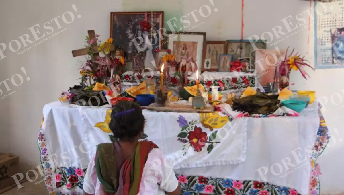 El Bix o Ochavario, una semana después, simboliza la despedida de las ánimas que visitaron los hogares. El Bix o Ochavario, una semana después, simboliza la despedida de las ánimas que visitaron los hogares.