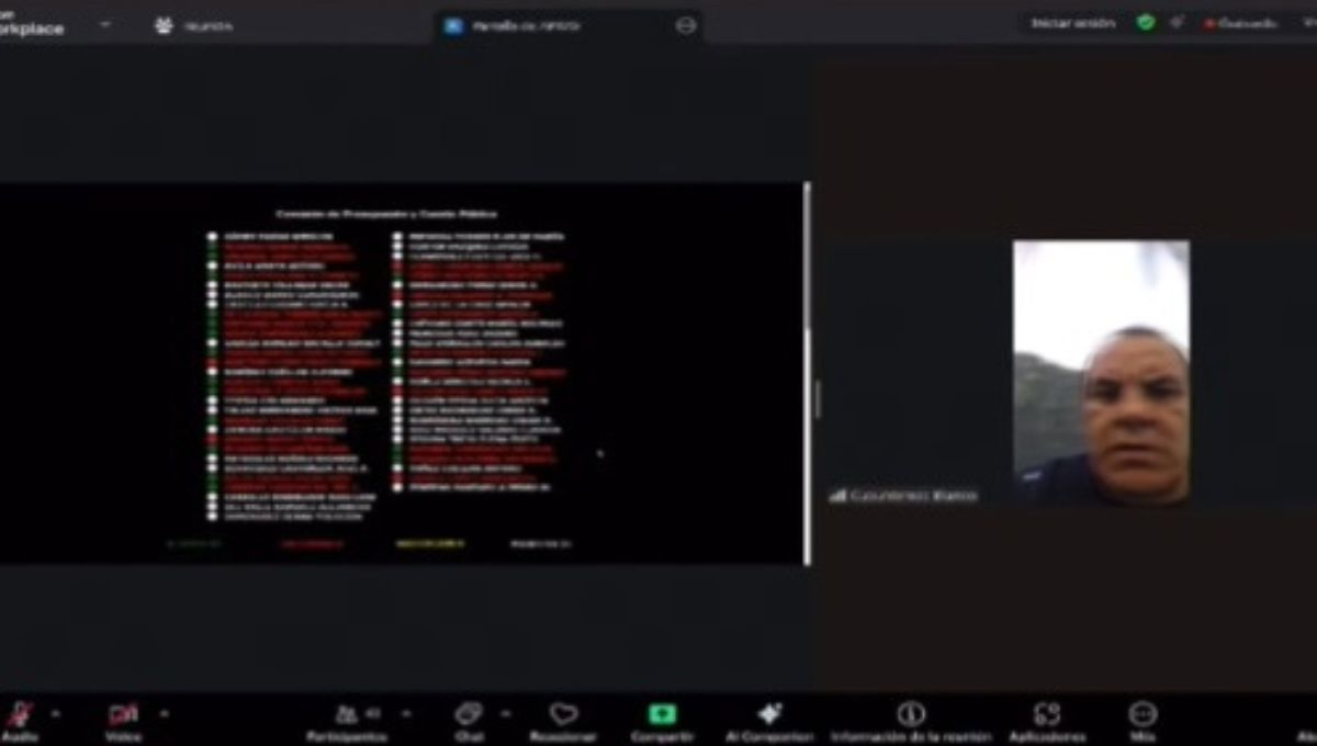 “¡Está jugando pádel, no sabe qué está votando!”, exclamó el diputado Mario Zamora, del PRI “¡Está jugando pádel, no sabe qué está votando!”, exclamó el diputado Mario Zamora, del PRI