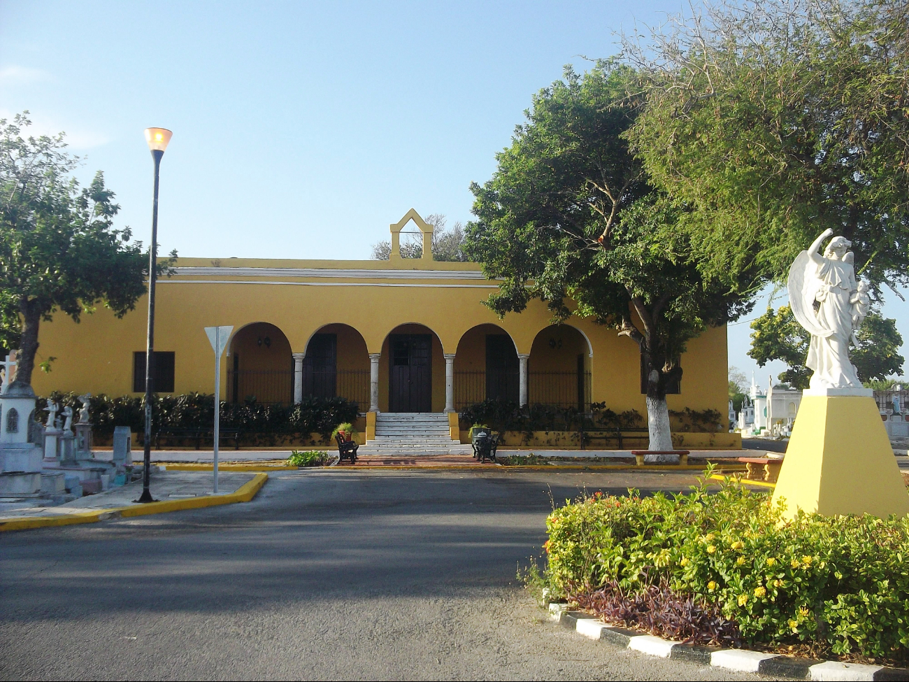 La Hacienda X-Coholté se convirtió en el Cementerio General de Mérida La Hacienda X-Coholté se convirtió en el Cementerio General de Mérida