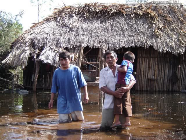 Familias enteras se vieron afectadas por las consecuencias del fenómeno natural Familias enteras se vieron afectadas por las consecuencias del fenómeno natural