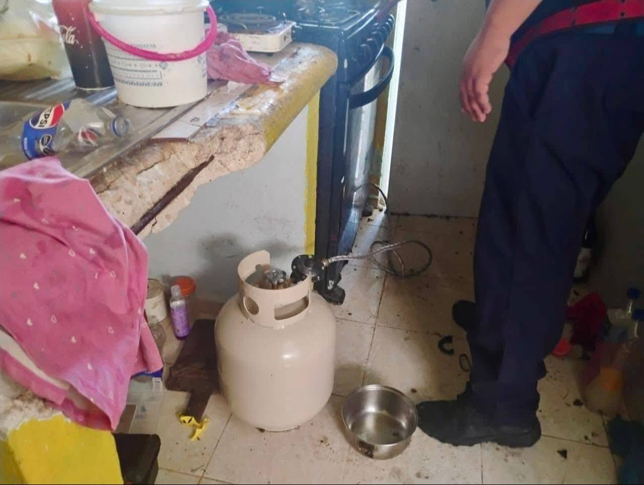 Una mujer y su hija fueron alcanzadas por el flamazo, sin presentar heridas de gravedad Una mujer y su hija fueron alcanzadas por el flamazo, sin presentar heridas de gravedad