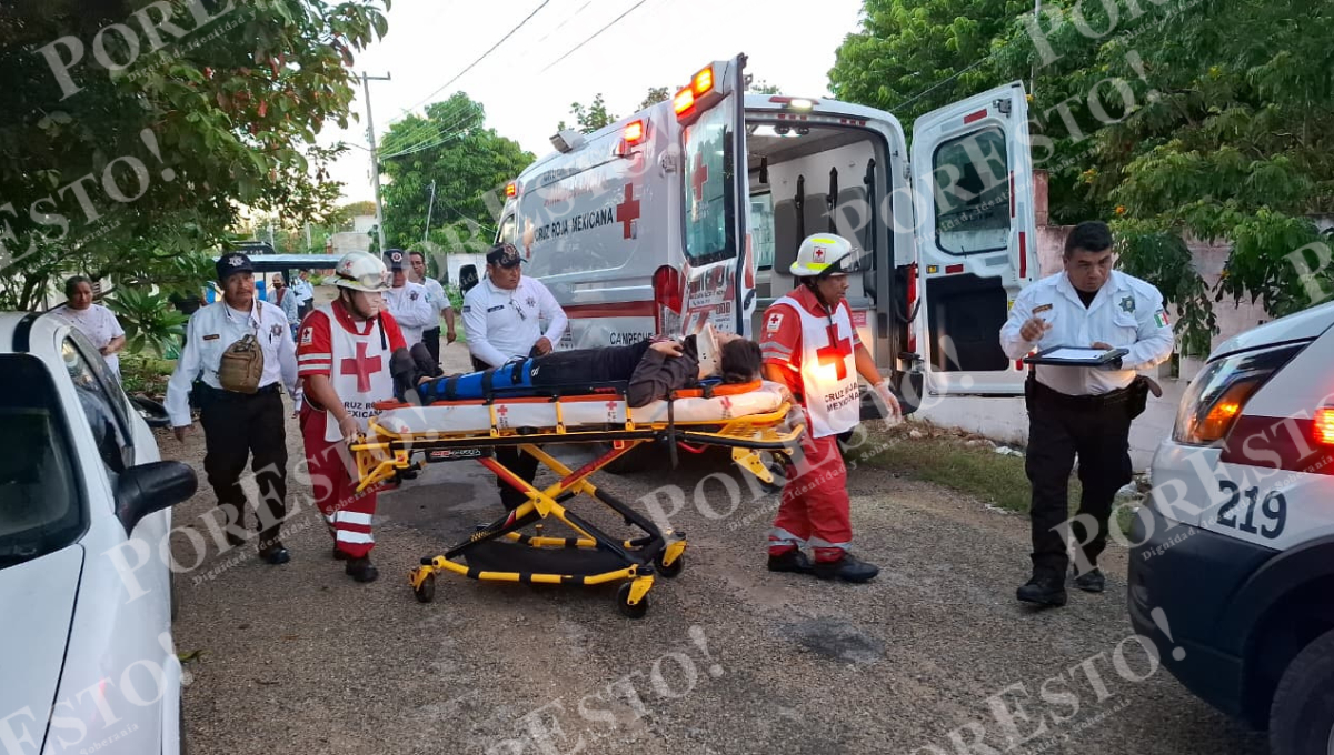 Vecinos auxiliaron a las víctimas y paramédicos del SAMU y Cruz Roja las trasladaron al IMSS Bienestar. Vecinos auxiliaron a las víctimas y paramédicos del SAMU y Cruz Roja las trasladaron al IMSS Bienestar.