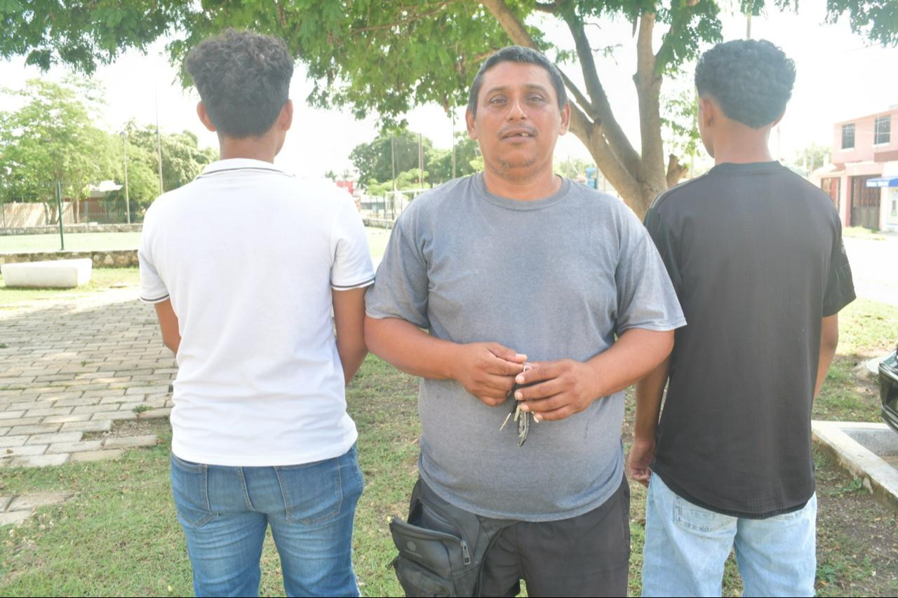 Padre denuncia agresión policial contra dos menores en Ampliación Revolución. Padre denuncia agresión policial contra dos menores en Ampliación Revolución.