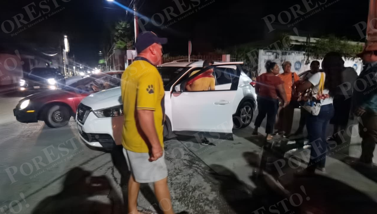 Un hombre fue atropellado la noche del viernes en la colonia Tecolutla de Ciudad del Carmen. Un hombre fue atropellado la noche del viernes en la colonia Tecolutla de Ciudad del Carmen.