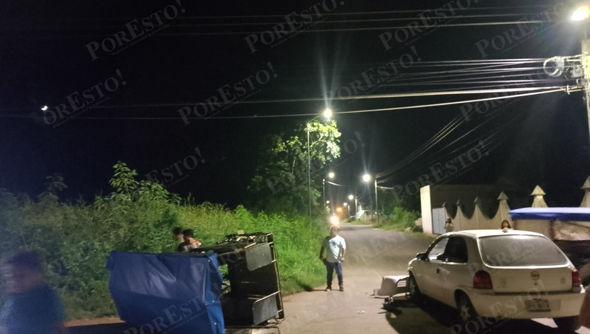 Mototaxi y Chevy se impactan en Calkiní; vecinos denuncian exceso de tráfico Mototaxi y Chevy se impactan en Calkiní; vecinos denuncian exceso de tráfico