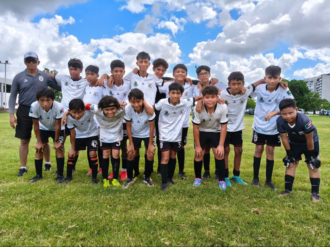 Participan mil jugares de 90 equipos Participan mil jugares de 90 equipos