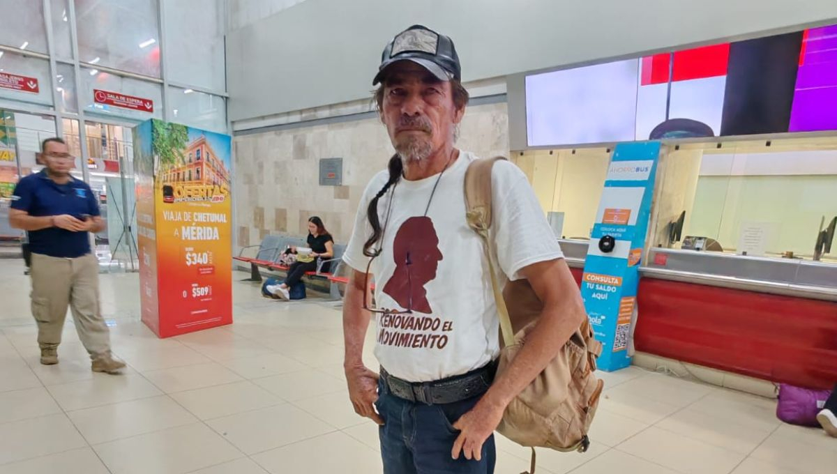 Deportan a 57 trabajadores de Estados Unidos y los dejan a su suerte en Quintana Roo, sin dinero no documentos Deportan a 57 trabajadores de Estados Unidos y los dejan a su suerte en Quintana Roo, sin dinero no documentos