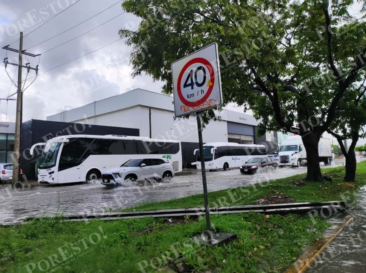 Las lluvias comenzaron desde la mañana, retomando su fuerza después del medio día Las lluvias comenzaron desde la mañana, retomando su fuerza después del medio día