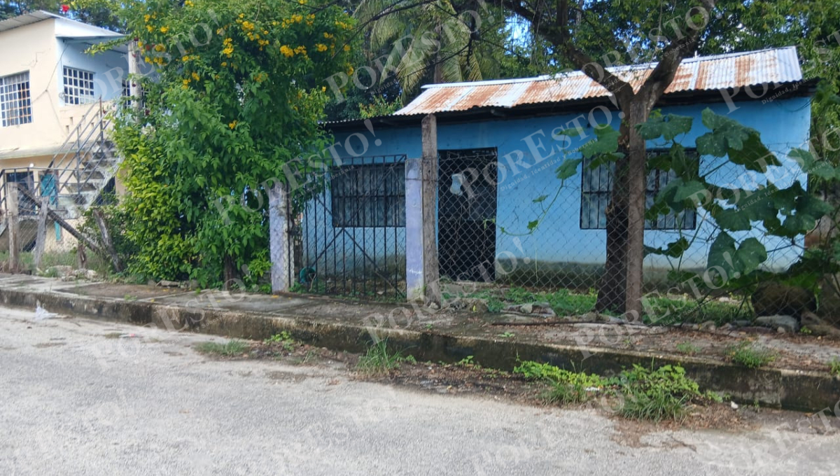 Un televisor fue robado de una vivienda en la colonia Emiliano Zapata, en Escárcega. Un televisor fue robado de una vivienda en la colonia Emiliano Zapata, en Escárcega.