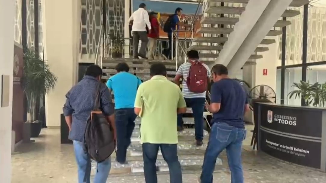 Los campesinos acusan falta de voluntad política y piden que se respete la ley. Los campesinos acusan falta de voluntad política y piden que se respete la ley.